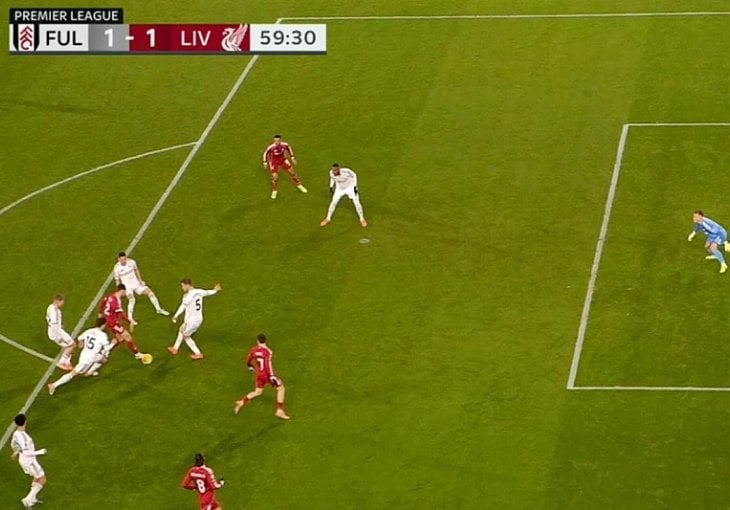 Vjerujete li VAR-u ili svojim očima? Pogledajte kakav je pogodak priznat Liverpoolu
