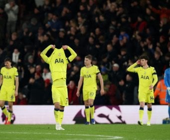 Fudbaleri Tottenhama se željeli obračunati sa svojim navijačima nakon novog sramotnog rezultata (VIDEO)