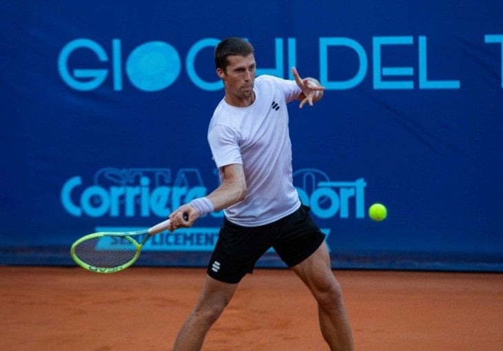 Fatić eliminisan već na startu: Nishioka prejak za bh. tenisera u kvalifikacijama za Australian Open