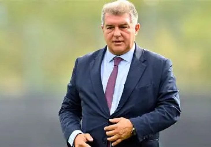 I kamen bi zaplakao: Laporta šapnuo Arauju riječi koje su rasplakale navijače Barcelone