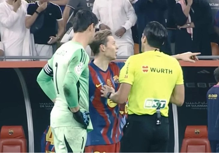 Sudije iz VAR sobe urlale tokom utakmice El Clasica: 