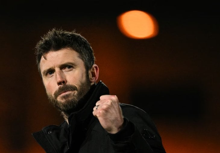 Carrick tek stigao, a već šokirao navijače Uniteda: Na treningu se pojavio potpuno nepoznat igrač