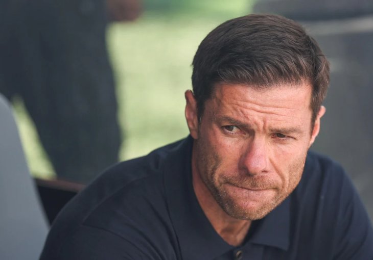 Alonso sprema spektakularan povratak u trenerske vode: Čeka klub iz snova!