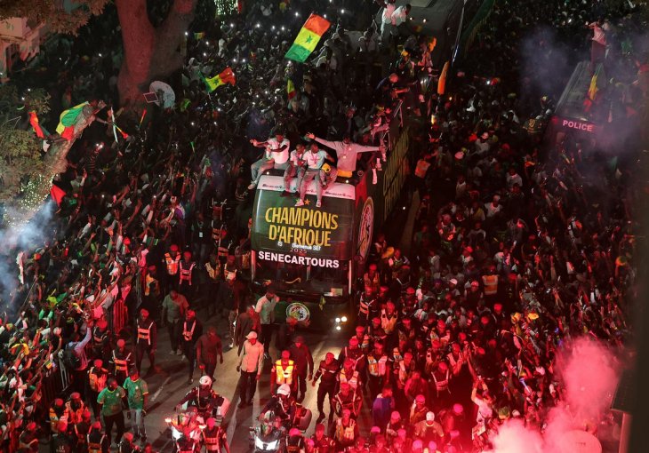 Predsjednik Senegala odriješio kesu: Fudbalerima vrijedne novčane premije i zemljišta uz obalu mora