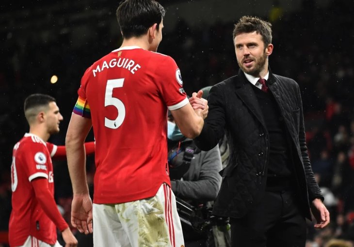 Carrick odobrio iznenađeni odlazak: Manchester United šalje mladog talenta u Švicarsku!