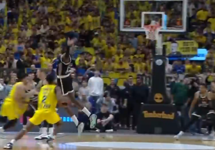 Sporan koš za pobjedu Makabija protiv Partizana: da li je Klark napravio korake?