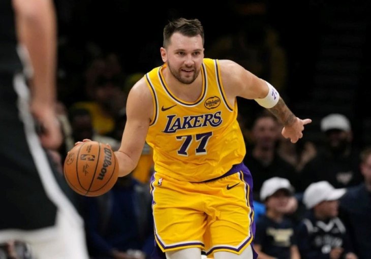 Šok za Lejkerse: Dončić se povrijedio i napustio utakmicu!