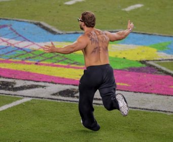 Ovo nije prikazano u prijenosu. Pogledajte zašto je prekinut Super Bowl