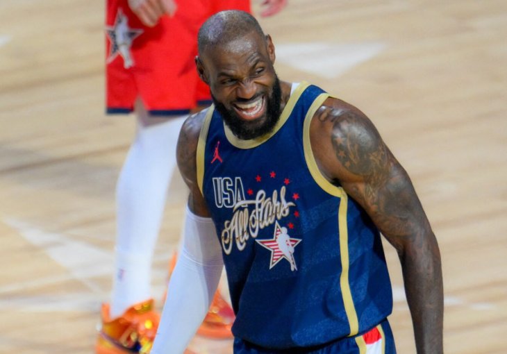 LeBron “uništio” takmičenje u zakucavanju, a da nije ni učestvovao