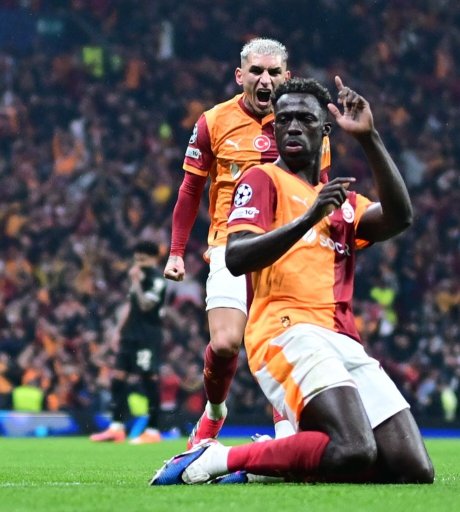 Istanbul podrhtava: Galata s petardom ispratila veliki Juventus