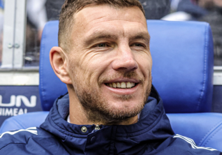 Džeko briljirao u golijadi, Schalke se vratio na vrh tabele