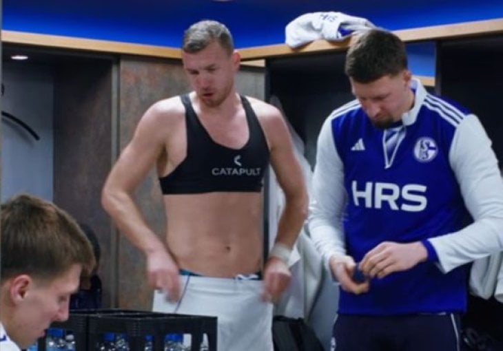 Zna se ko je babo: Pogledajte kako je Džeko preuzeo riječ u svlačionici i poveo Šalke do pobjede