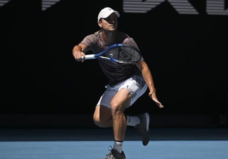 Senzacija u Akapulku: Kecmanović izbacio četvrtog igrača svijeta