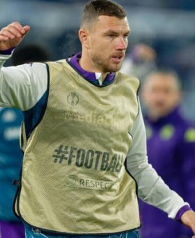 Junak BiH ispunio obećanje iz djetinjstva: Taksisti koji ga je vozio na treninge kupio automobil