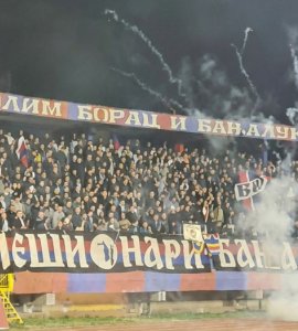 Hrvatski medij izvještava: Srpski navijači vrijeđali muslimane na derbiju. Hrvatski trener nije održao presicu