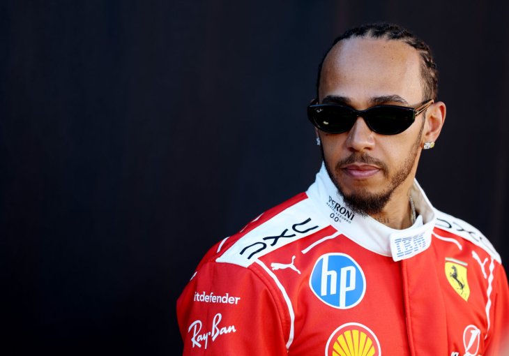 Hamilton poručio iz Melburna: Ne idem u penziju dok ne vozim trku u Africi