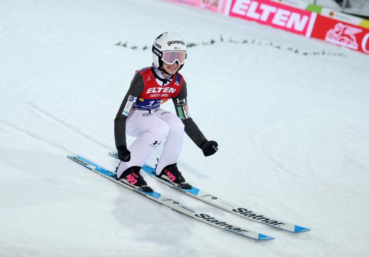 Nika Prevc ispisala istoriju: treći uzastopni Veliki kristalni globus