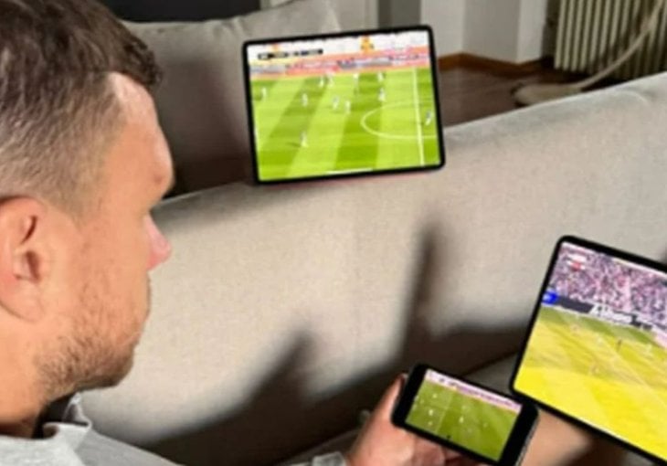 Amra “uhvatila” Džeku na djelu: Jedna fotografija otkrila da mu fudbala nikad nije dosta