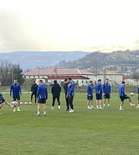 Zmajevi trenirali u Butmiru, nema Hadžikadunića, stigao Demirović 