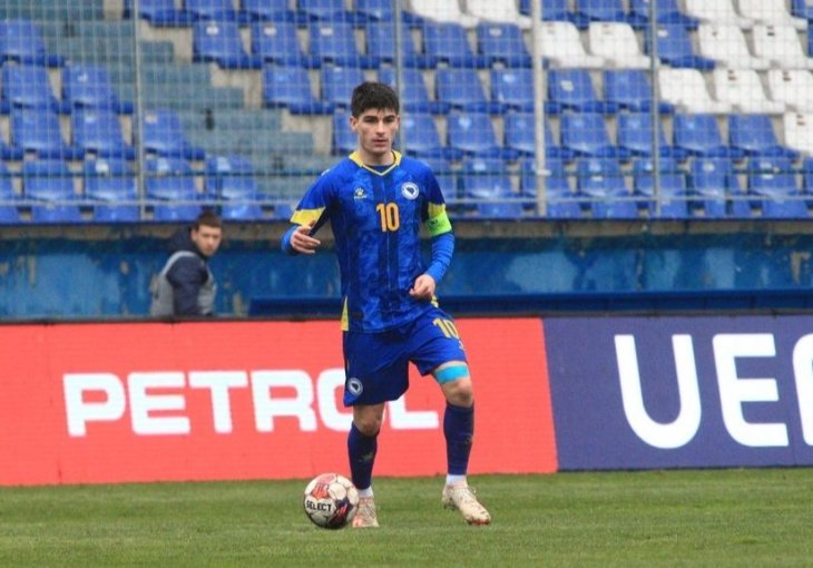 Mlada reprezentacija BiH upisala četvrti remi bez pogodaka, u nadoknadi vremena vrlo sumnjiva situacija