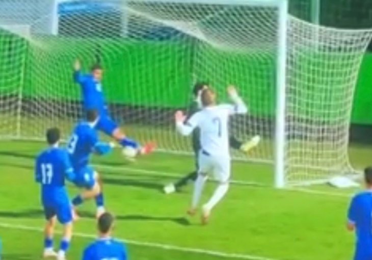 Mladi bh. fudbaleri protestovali su s razlogom zbog poništenog gola protiv Izraela?