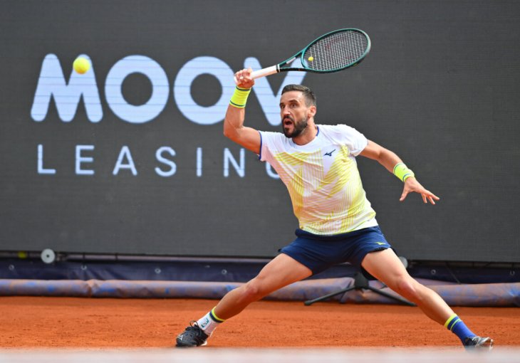 Džumhur izborio četvrtfinale turnira u Bukureštu