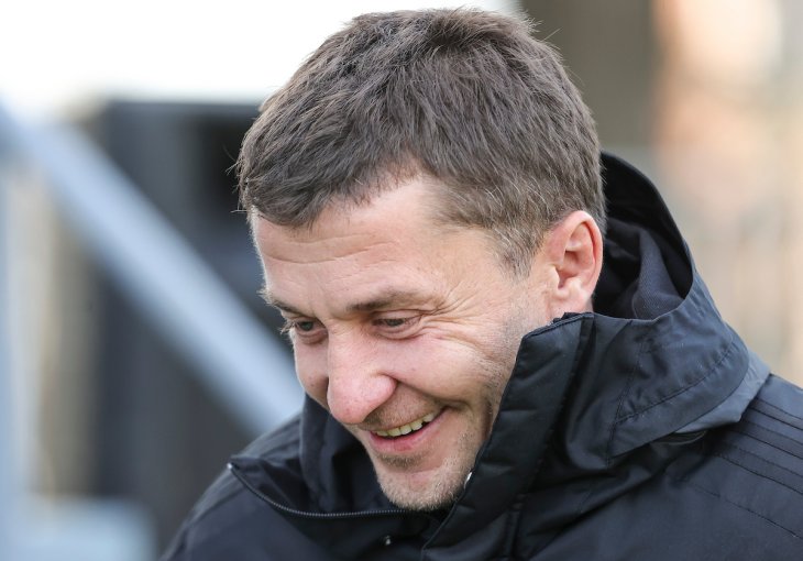 Saša Ilić ismijao glasine o sukobu sa igračem