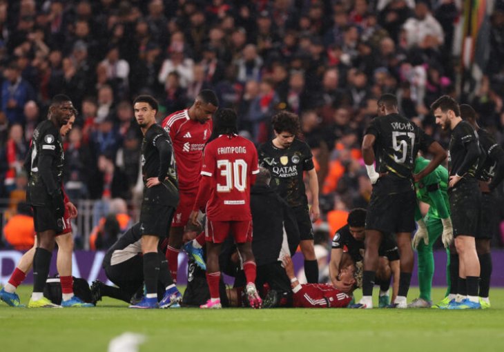 Težak udarac za Liverpool: Ekitike van terena do 2027.