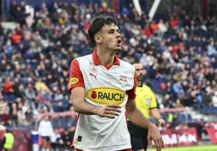 Kerim Alajbegović u 4 minuti postigao sajan gol za Salzburg! (VIDEO)