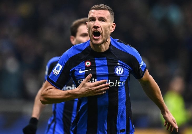 Schalke na korak od Bundeslige: Džeko se vraća u savršenom trenutku