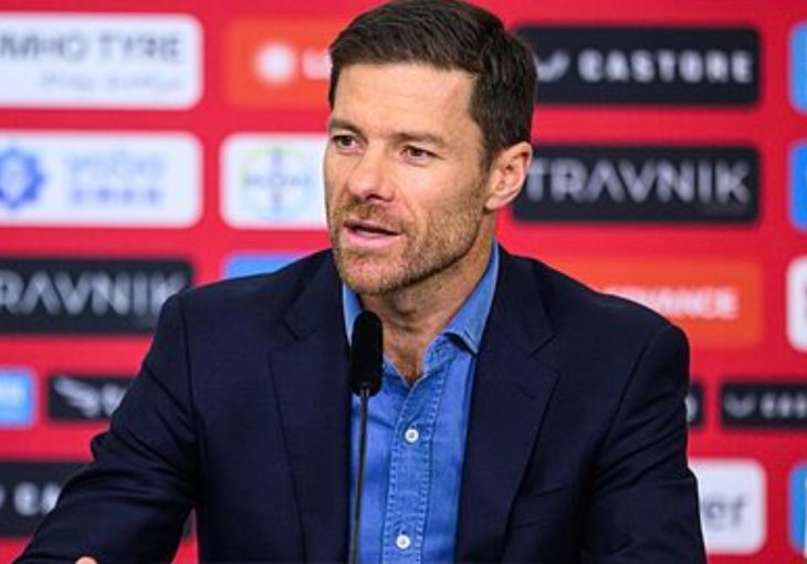 Šok na Anfieldu: Liverpool zvao Real zbog Xabija Alonsa, Slot više nije siguran?!