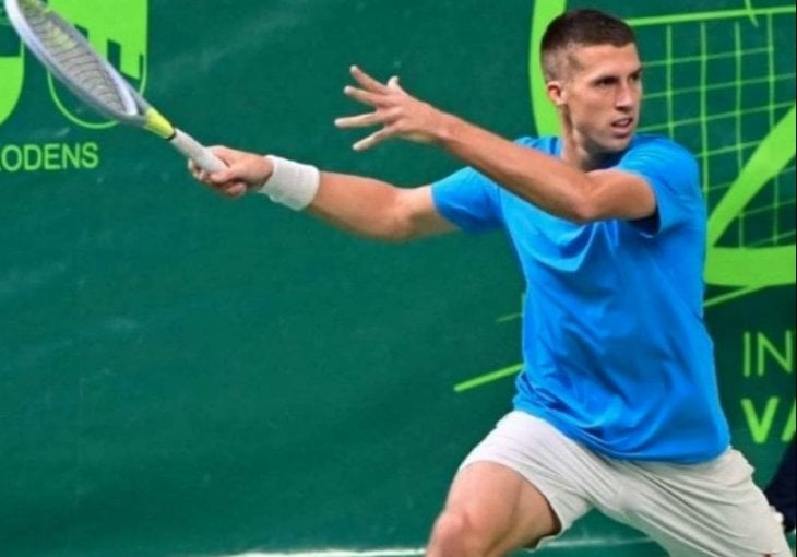 Nerman Fatić se plasirao u drugo kolo kvalifikacija za Roland Garros