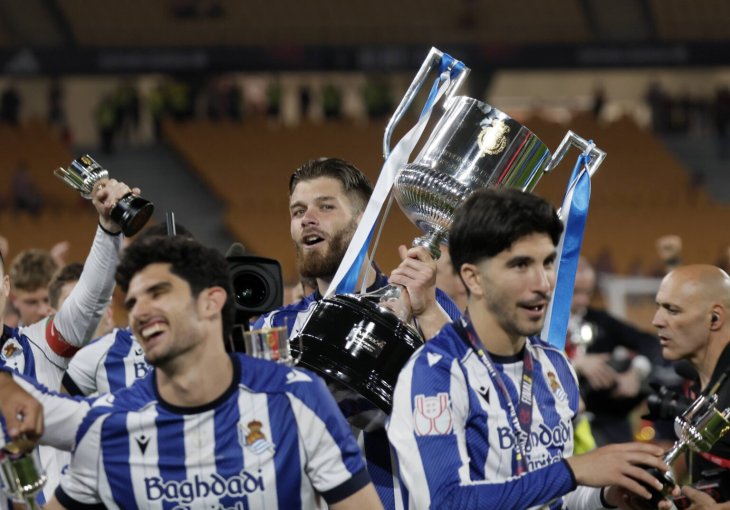 Ćaleta-Car se oprostio od Sociedada kao osvajač Kupa Kralja