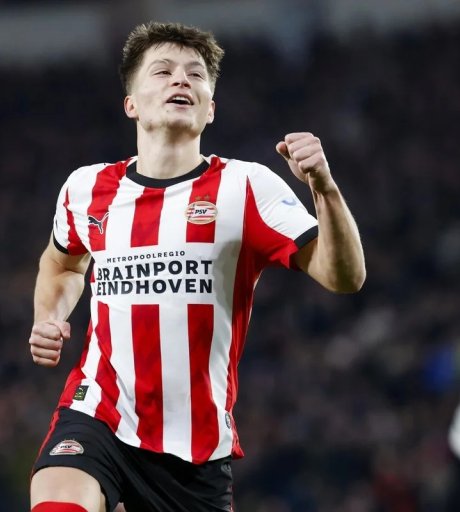 PSV postavio cijenu za Esmira Bajraktarevića!