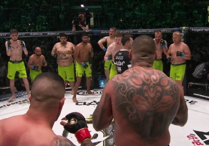 Pogledajte ludu MMA borbu osmorice protiv dvojice: Završila je u pola minute