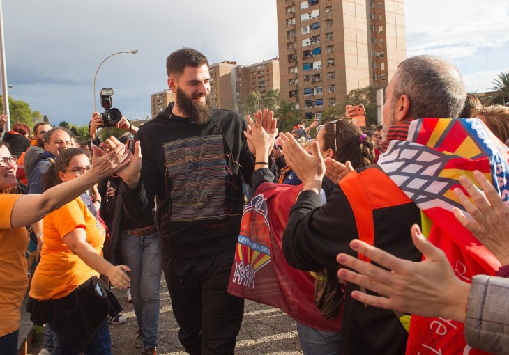 Dubljević završio karijeru: Legenda Valencije čiji broj više nikad neće nositi drugi