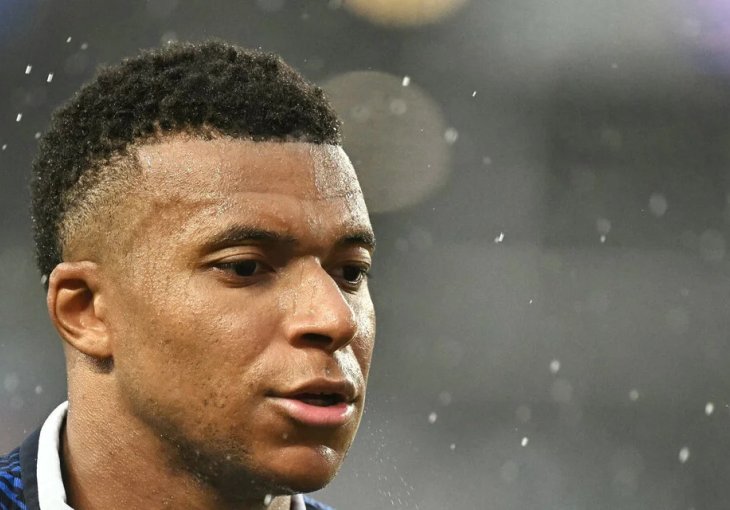 Ovakve scene inače viđamo na rukometu: Mbappe poput Duvnjaka i Karabatića