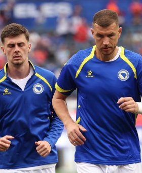 Večeras igra Bosna i Hercegovina: Zmajevi, sretno! Do pobjede i plasmana u nokaut fazu