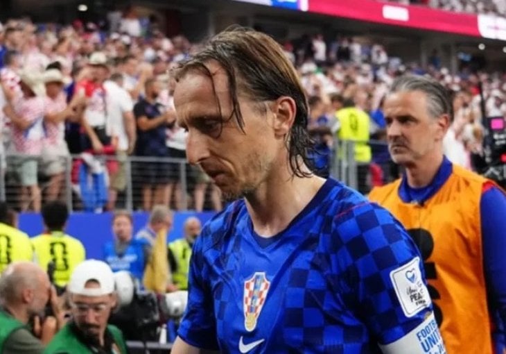Emocije na vrhuncu: Modrić u suzama nakon posebnog iznenađenja, nije izdržao ni Dalić