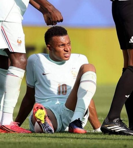Mbappe se oglasio nakon povrede