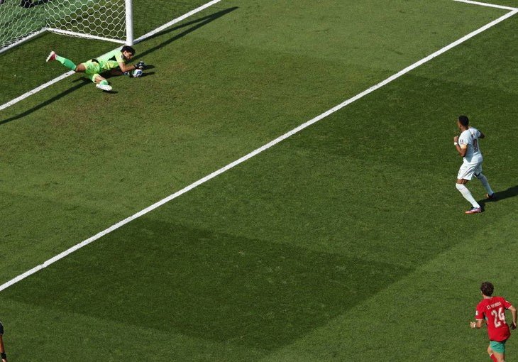 Mbappe promašio penal, pa poludio na sudiju: Oglasio se Haaland