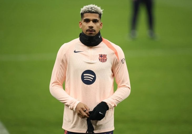 Deco izveo transferni manevar: Barcelona će zaraditi na Araujovom odlasku, a Liverpool pristao na nevjerovatne uslove