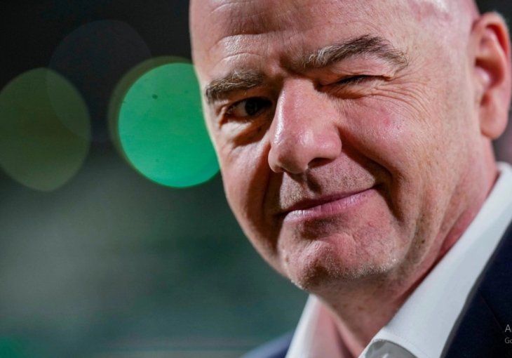 Tramp stao uz Infantina: Poslao snažnu poruku čelniku FIFA-e usred velikih kritika