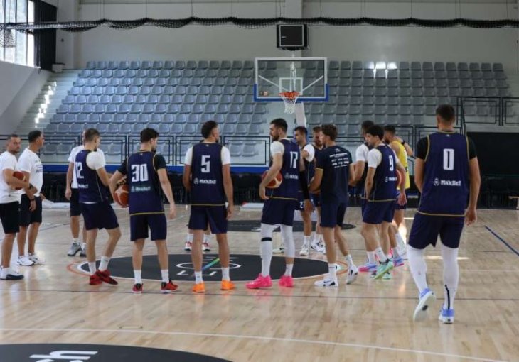 Veliko interesovanje za utakmicu BiH - Italija: Online ulaznice rasprodate, prodaja se nastavlja u KSTK