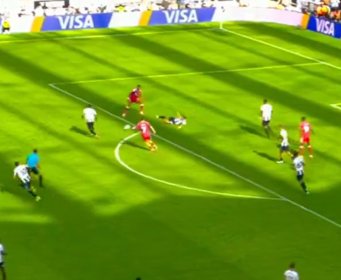 Kakav meč na St. James' Parku: Elanga šokirao Liverpool, svi pričaju o potezu Amara Dedića!