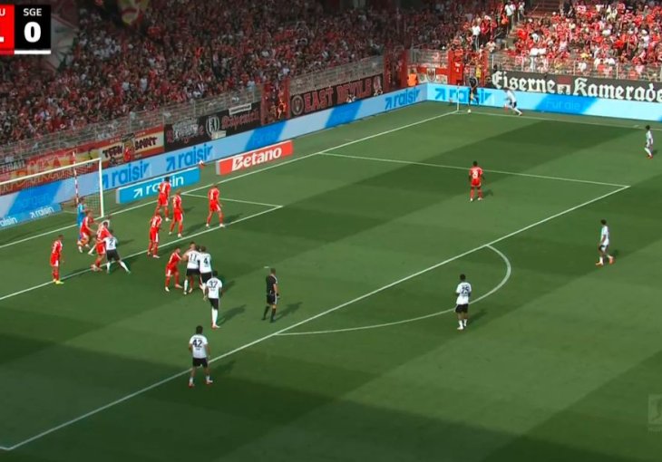 Ono što se dogodilo u uvodnim minutama nove sezone Bundeslige viđa se jednom u historiji