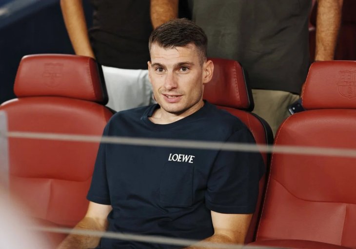 Barcelona prelomila: Dominik Livaković ostaje, ali ga čeka uloga koju nije očekivao