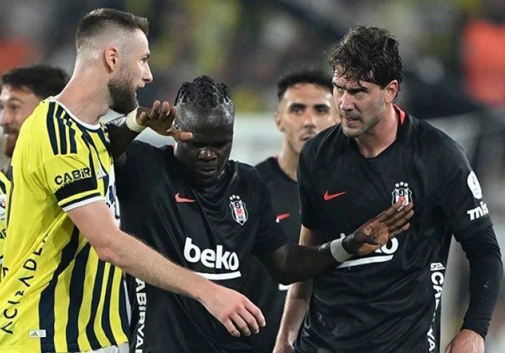 Dušanu Vlahoviću prijeti kazna u Turskoj nakon žestokog sukoba u istanbulskom derbiju