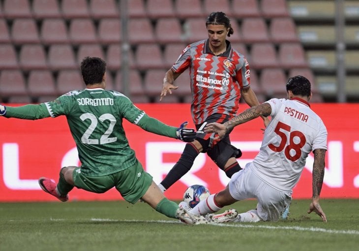 Gazzette dello Sport piše o Adinu Ličini: Spaleti stopirao njegov transfer