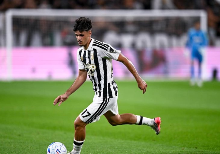 Sve mu se otvorilo: Juventus je u velikim problemima, a Alajbegović dobija priliku koju je čekao